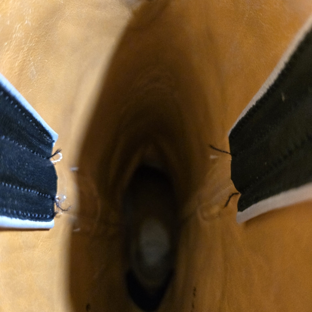Lucchese Hypnotic sqare toe in black and bone - Picture 10 of 13